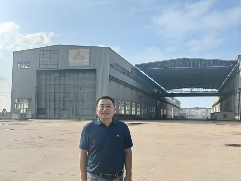 1753674665809839P01v.jpg 陳超照片.jpg