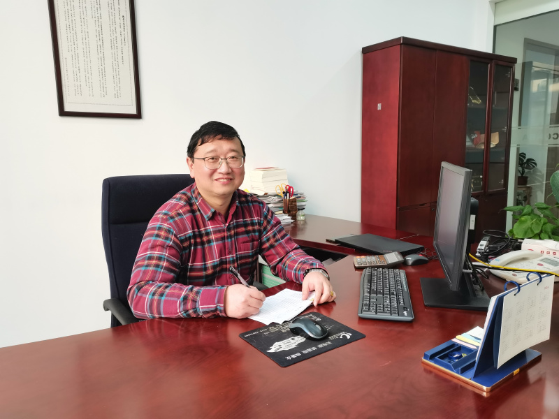 1753683661292828VtuY.jpg 施兵.jpg