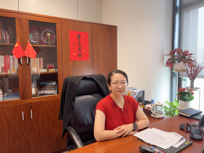 1753690637668673Hj12.jpg 優(yōu)秀共產(chǎn)黨員—應(yīng)容珍.jpg